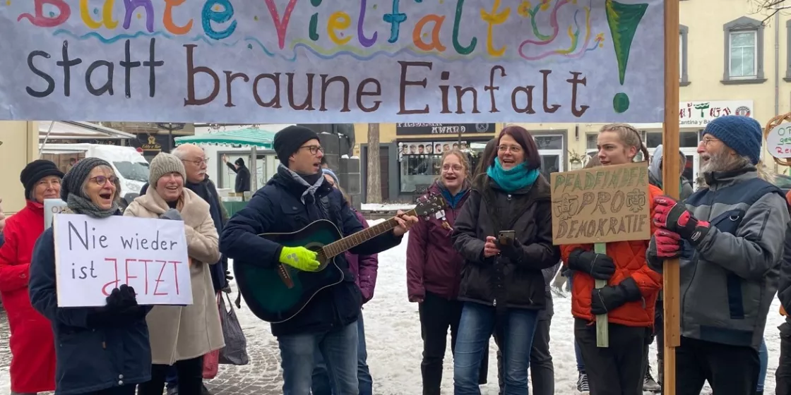 Gemeinsam gegen rechts: C. Bals bei Mahnwach in Andernach