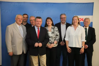 Gruppenfoto Spitzengespräch der klima-allianz mit Hermann Gröhe, Foto: CDU