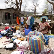 Nach Pam im Jahr 2015 traf im April 2020 mit Harold bereits zum zweiten Mal ein Zyklon mit knapp 280 km/h auf Vanuatu und hinterließ unzählige zerstörte Häuser.